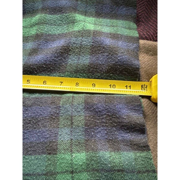 Men's Scarves 6: Black, Brown, Red NWT, 2 Plaid, 1 Woven Stripes Various Sizes - Picture 5 of 10